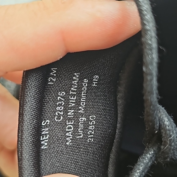 NWOT The Box Cole Haan Zerogrand Stitchlite Chukka Boots. - Picture 11 of 13